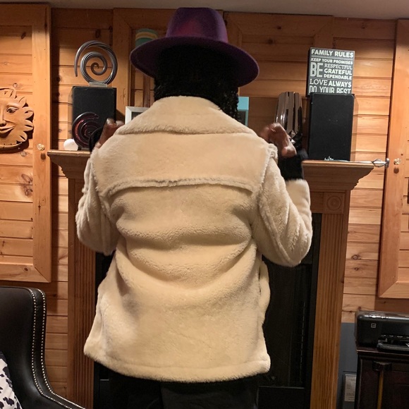 🛑✋🏾NWT Coach shearling coat - Picture 10 of 10